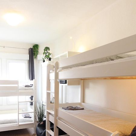Hotel Ulm Zentrum - Komplettes Zimmer, Hochbett, Android Tv & Eigenem Bad - Perfekt Fuer Familien & Gruppen Ngoại thất bức ảnh