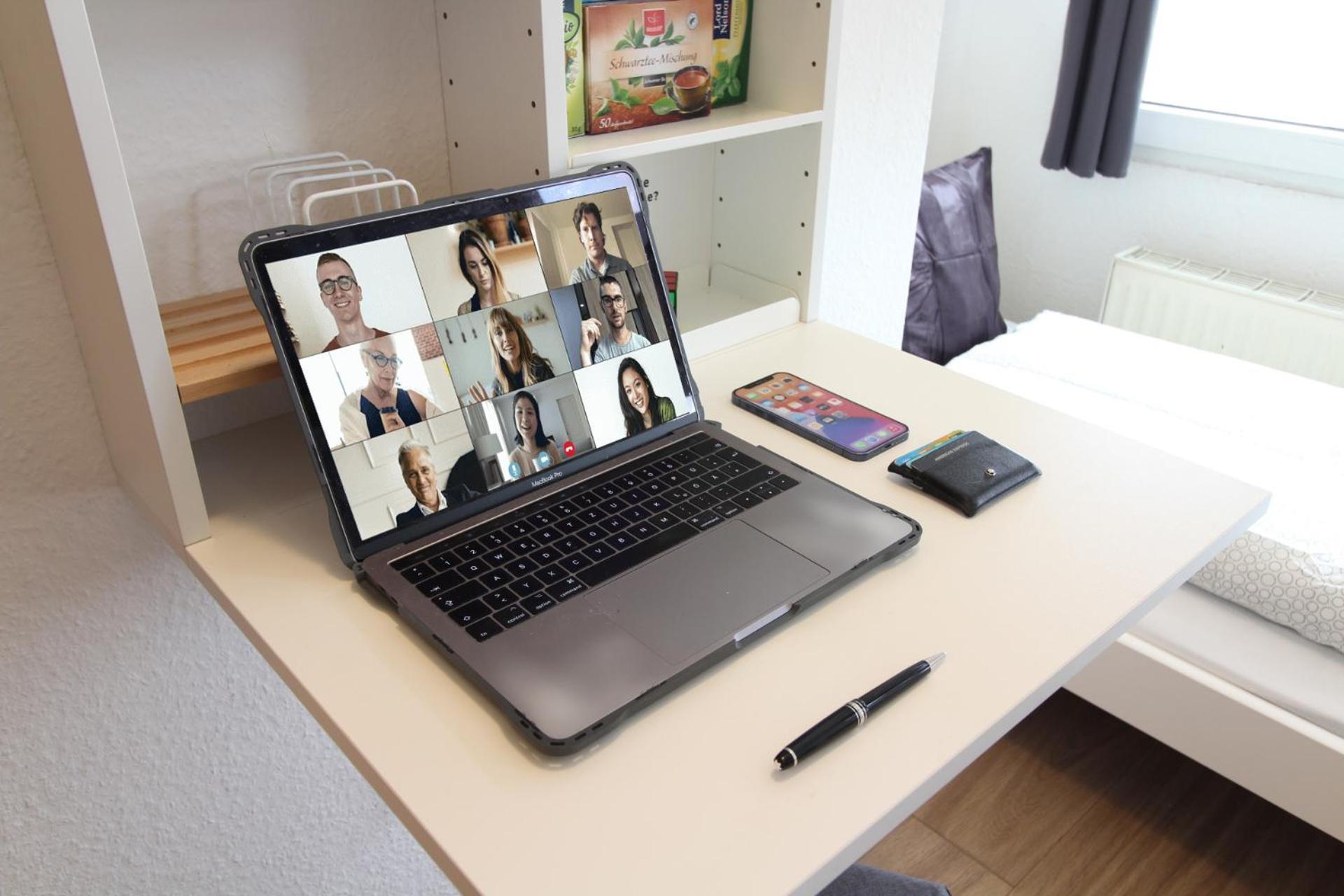 Hotel Ulm Zentrum - Komplettes Zimmer, Hochbett, Android Tv & Eigenem Bad - Perfekt Fuer Familien & Gruppen Ngoại thất bức ảnh