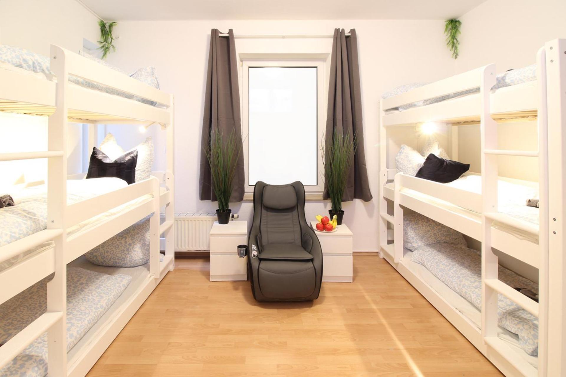 Hotel Ulm Zentrum - Komplettes Zimmer, Hochbett, Android Tv & Eigenem Bad - Perfekt Fuer Familien & Gruppen Ngoại thất bức ảnh
